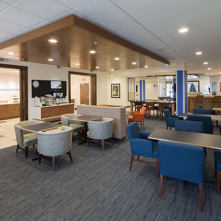 Holiday Inn Express & Suites Alpena - Downtown By Ihg Zewnętrze zdjęcie