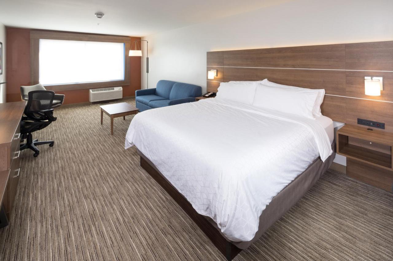 Holiday Inn Express & Suites Alpena - Downtown By Ihg Pokój zdjęcie