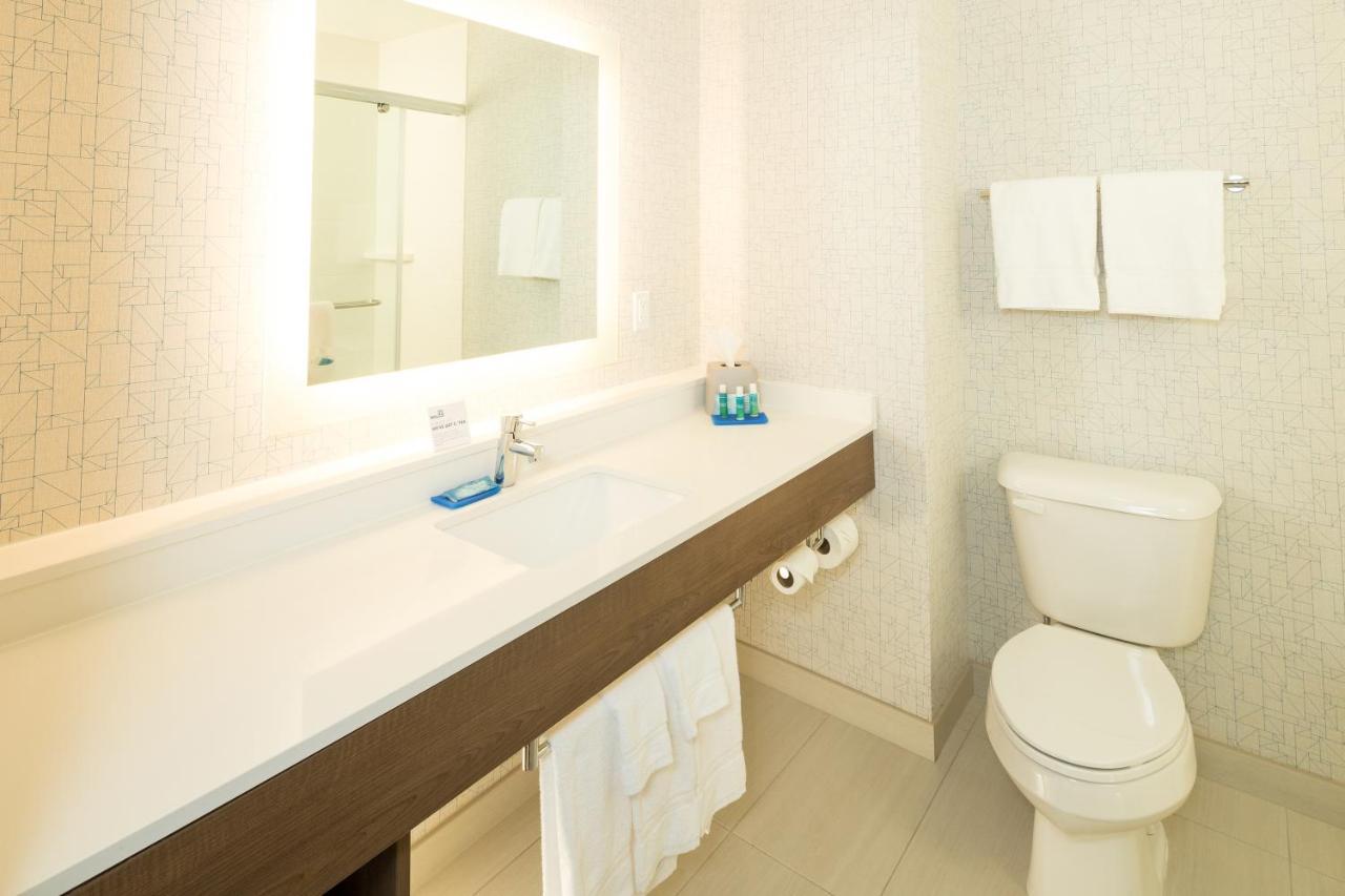 Holiday Inn Express & Suites Alpena - Downtown By Ihg Zewnętrze zdjęcie