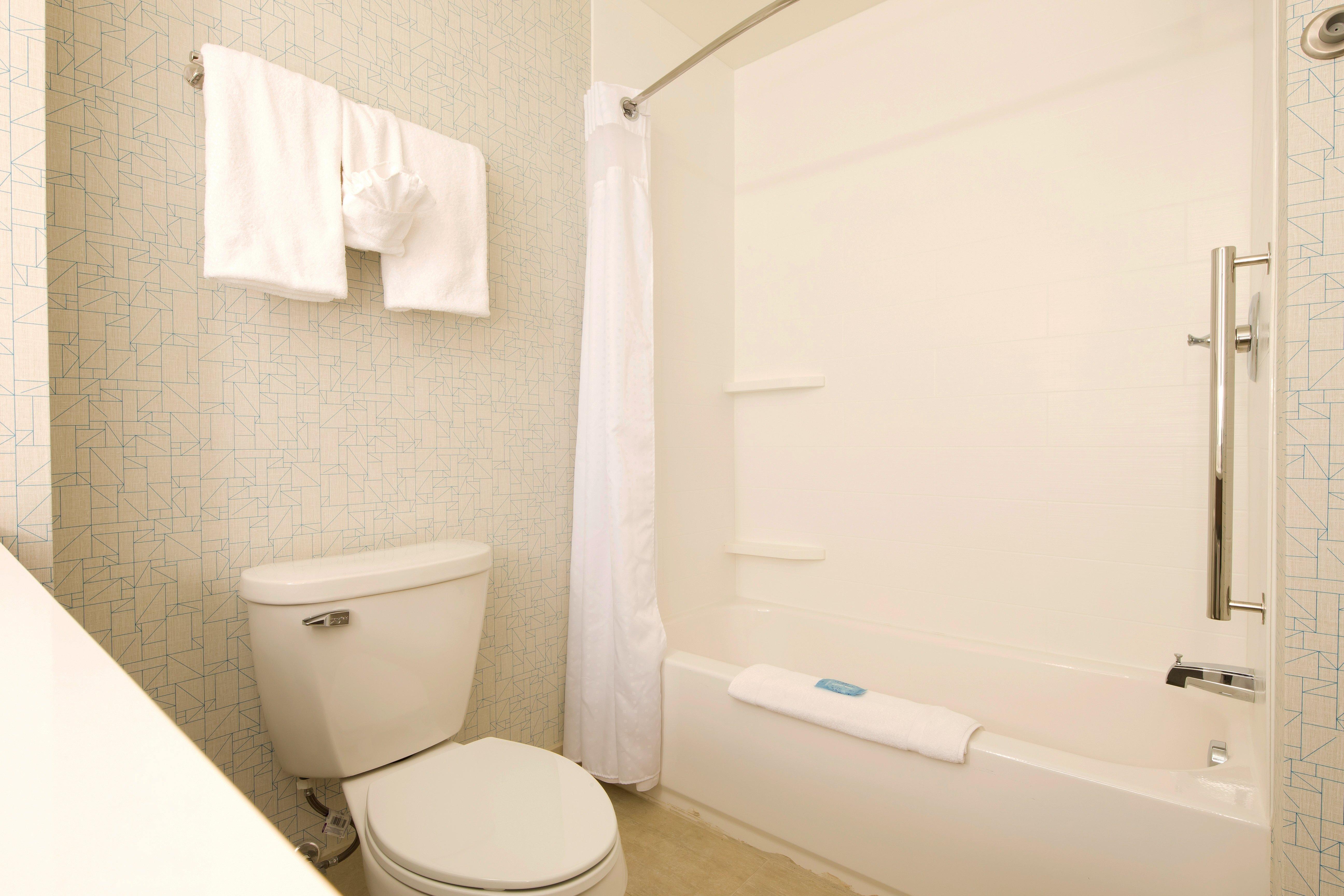 Holiday Inn Express & Suites Alpena - Downtown By Ihg Zewnętrze zdjęcie