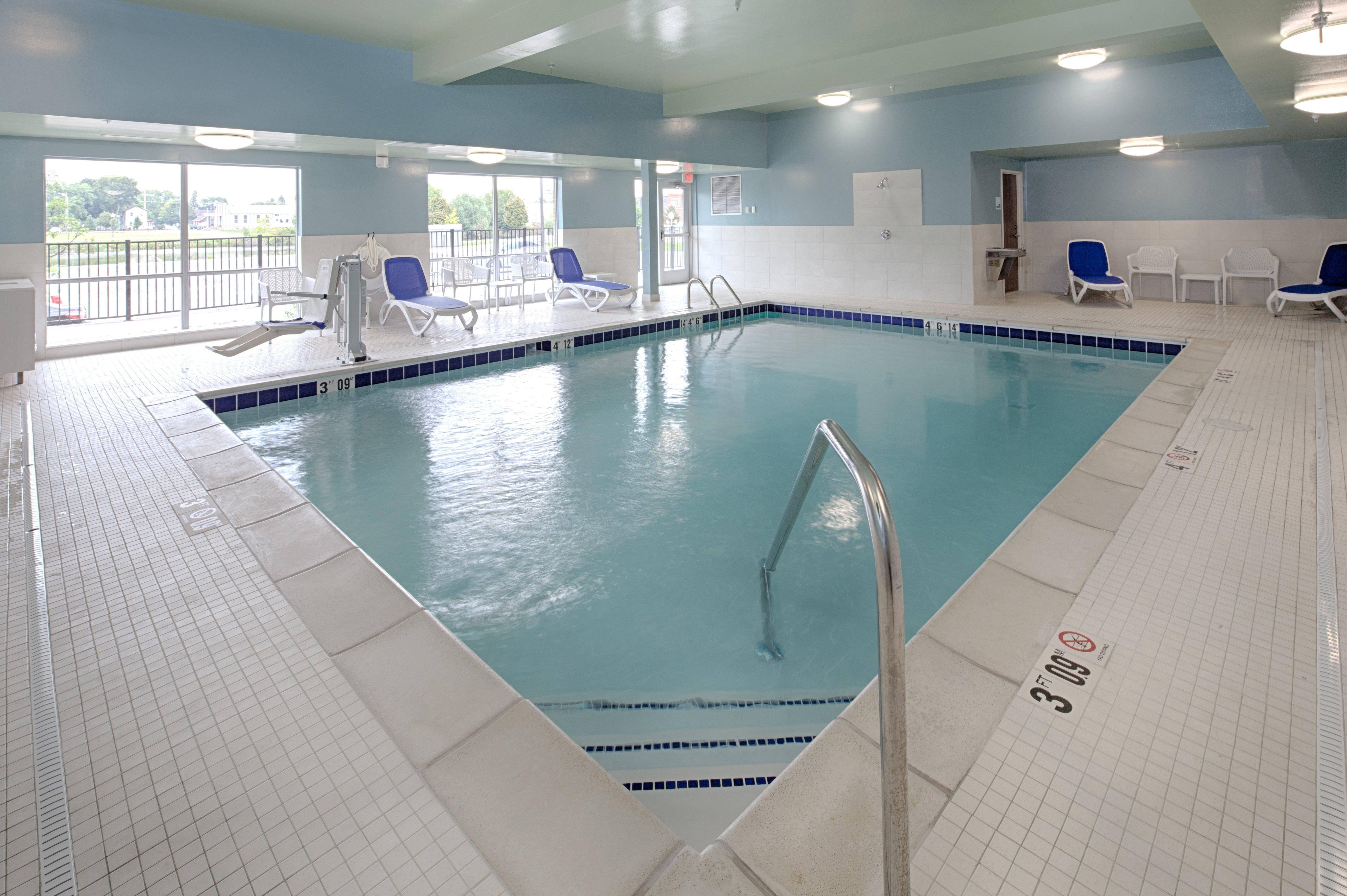 Holiday Inn Express & Suites Alpena - Downtown By Ihg Zewnętrze zdjęcie