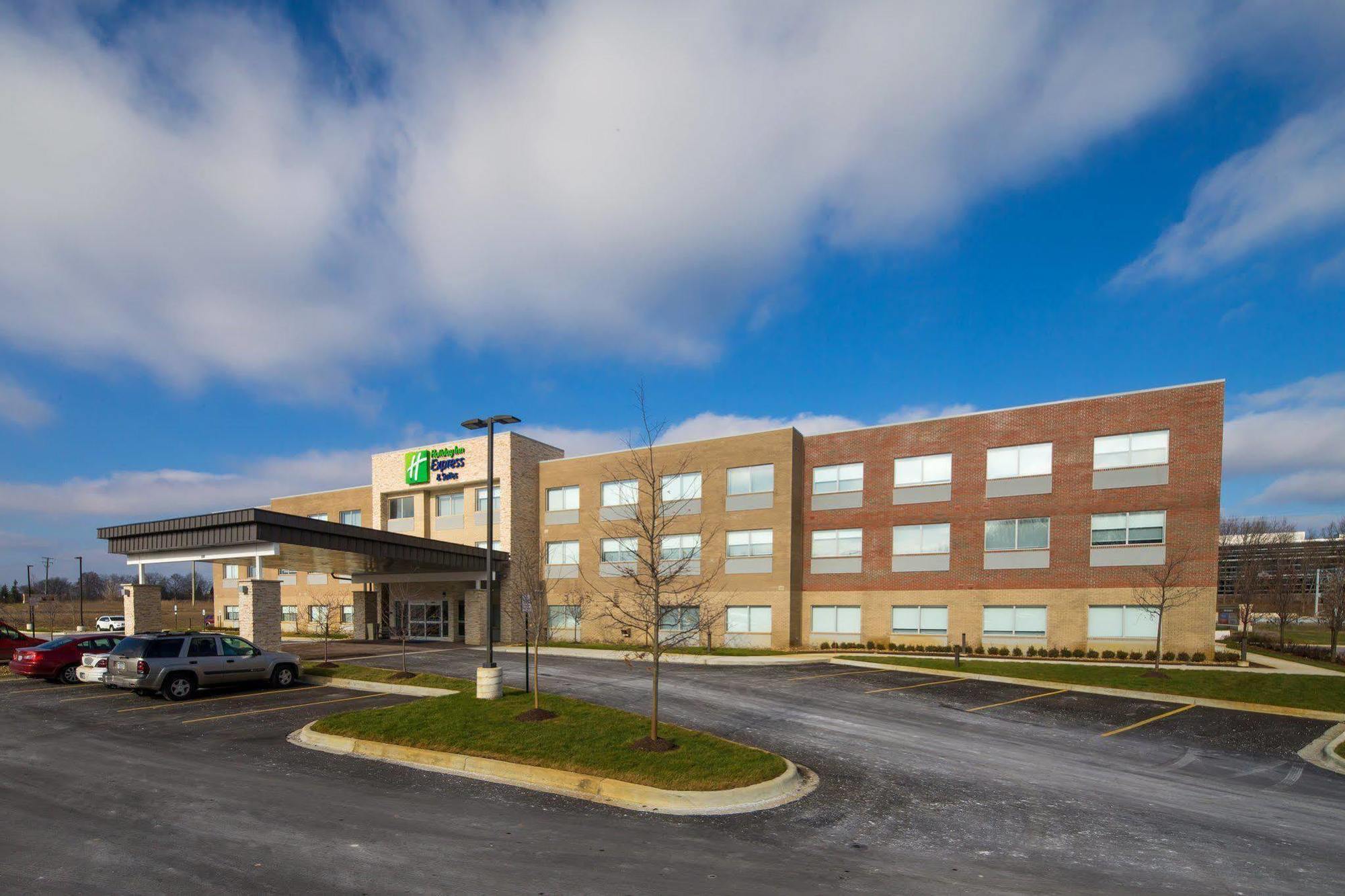 Holiday Inn Express & Suites Alpena - Downtown By Ihg Zewnętrze zdjęcie